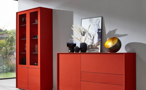 78ca7dc5f612d804ca737b4c19ad04b680211dfe Global parano sideboard vitrine lack rot milieubild